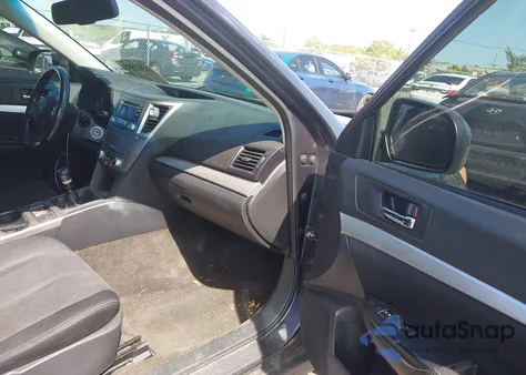 2013 Subaru Outback 2.5I Premium from USA, damaged, VIN 4S4BRBCC6D1311184